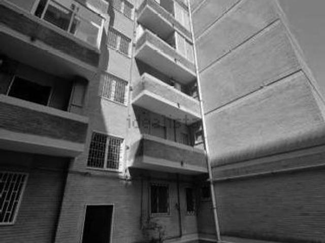Appartamento in vendita di 127 m² in Via Alessandro Manzoni