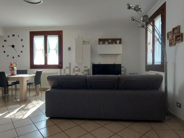 Appartamento in vendita di 127 m² in Via Armarolo, 20