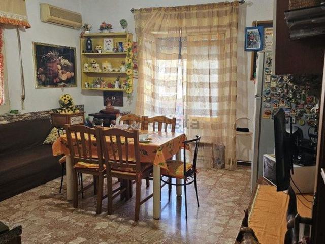 Appartamento in vendita di 127 m² in Via Aurelio Sorrentino, 26
