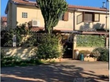 Appartamento in vendita di 127 m² in Via Barcellona