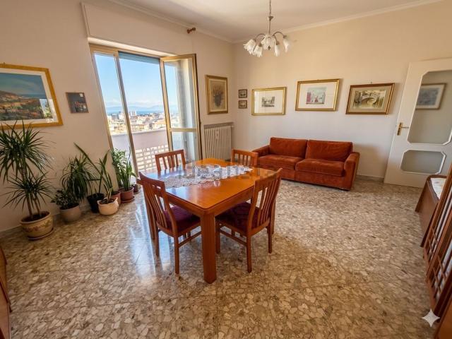 Appartamento in vendita di 119 m² in Via Biagio Azzone, 2