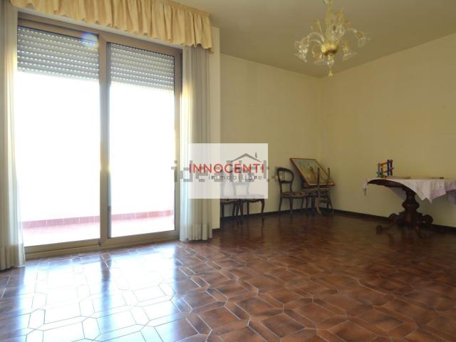 Appartamento in vendita di 127 m² in Via G. Amendola