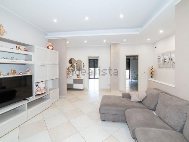 Appartamento in vendita di 127 m² in Via Giuseppe Arimondi