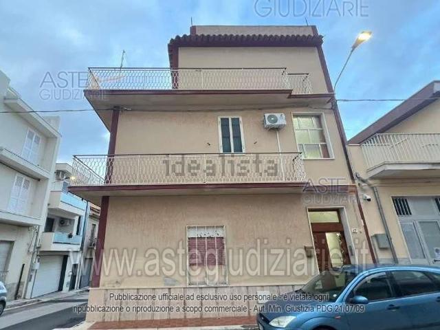 Appartamento in vendita di 127 m² in Via Giuseppe Lister, 27