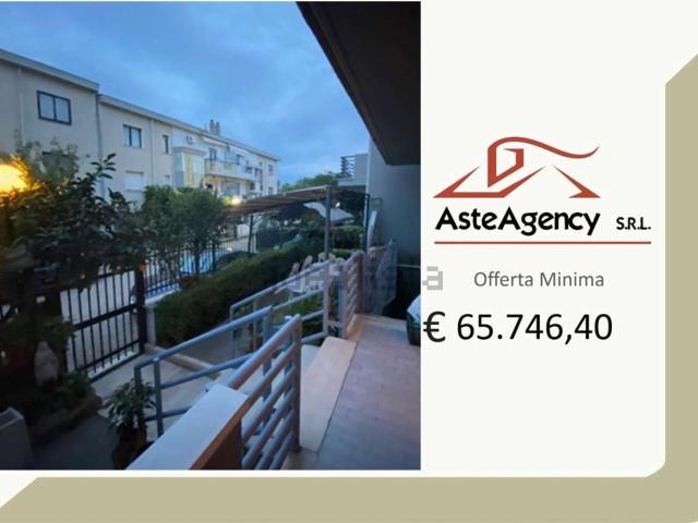 Appartamento in vendita di 127 m² in Via Giacomo Leopardi, 8