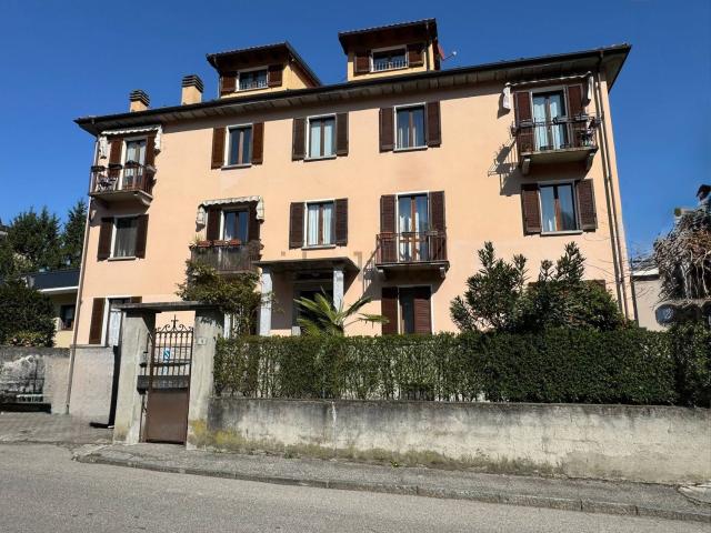 Appartamento in vendita di 127 m² in Via Gibellino, 9