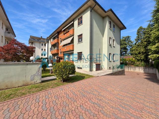 Appartamento in vendita di 127 m² in Via Giovanni Giolitti