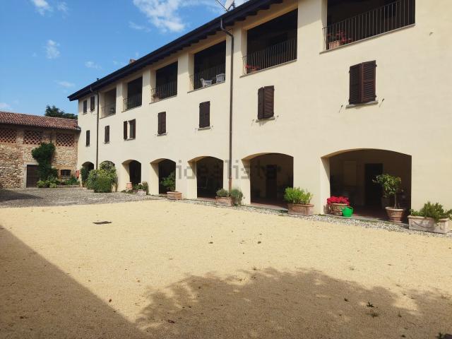 Appartamento in vendita di 127 m² in Via dei crippa, 13