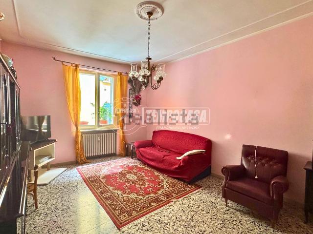 Appartamento in vendita di 127 m² in Via del Carbone