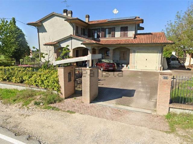 Appartamento in vendita di 127 m² in Via del Quattro, 34