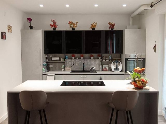 Appartamento in vendita di 127 m² in Via Eugenio Bruno