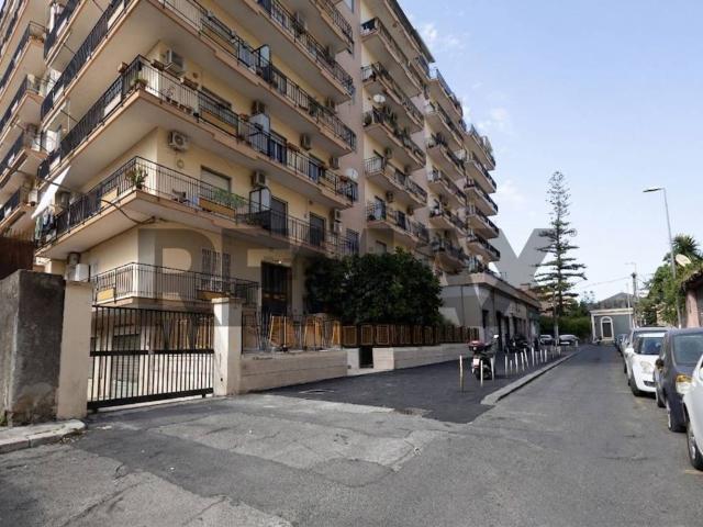 Appartamento in vendita di 127 m² in Via Falsaperla, 2