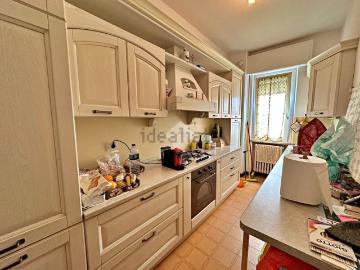 Appartamento in vendita di 127 m² in Via Fanano