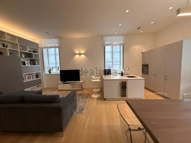 Appartamento in vendita di 127 m² in Via Francesco Barbacovi