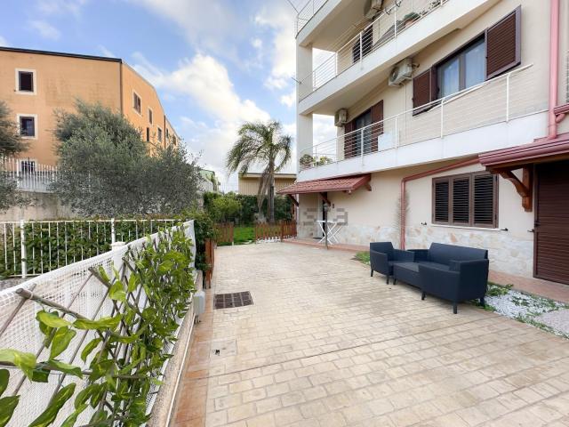 Appartamento in vendita di 127 m² in Via Olanda, 1