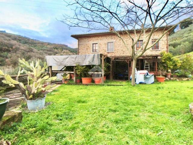 Appartamento in vendita di 127 m² in Via Larciano