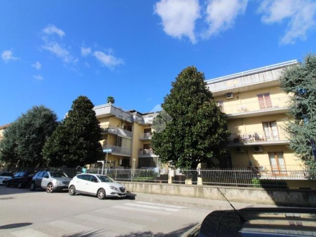 Appartamento in vendita di 127 m² in Via Liguria, 24