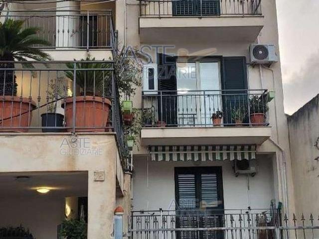 Appartamento in vendita di 127 m² in Via Luigi Longo