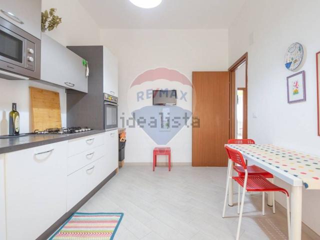 Appartamento in vendita di 127 m² in Via Madonna degli Angeli, 32