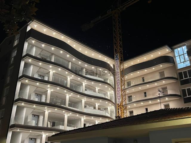 Appartamento in vendita di 127 m² in Via Marinelli