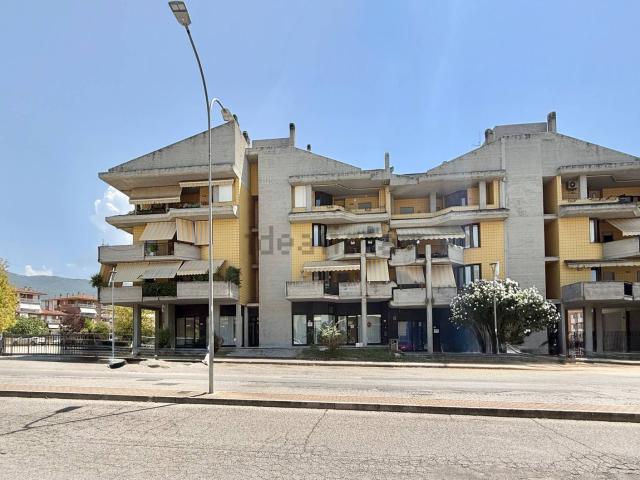 Appartamento in vendita di 127 m² in Via Sandro Pertini, 374