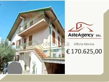 Appartamento in vendita di 127 m² in Via Serra, 61