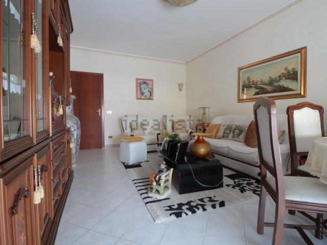 Appartamento in vendita di 127 m² in Via Piersanti Mattarella, 5