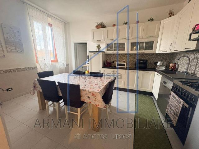 Appartamento in vendita di 127 m² in Via Provinciale Pisana