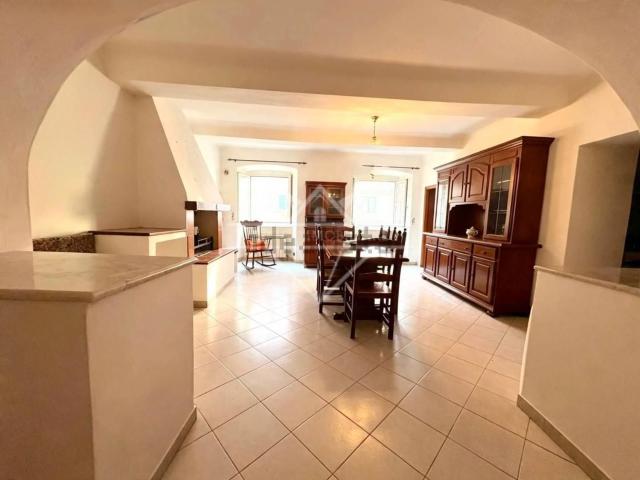 Appartamento in vendita di 127 m² in Via Rossi, 5