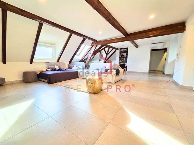 Appartamento in vendita di 127 m² in Via Renon