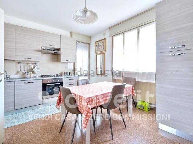 Appartamento in vendita di 127 m² in Via Umberto Saba