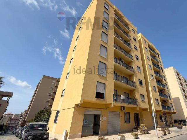 Appartamento in vendita di 127 m² in Via Villa San Giovanni, 13
