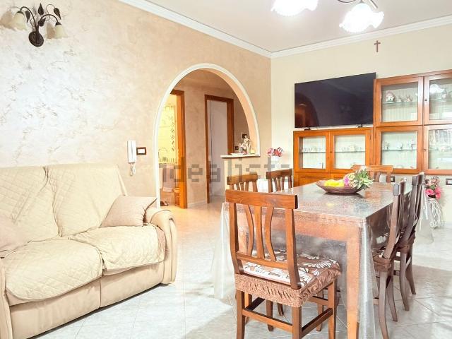 Appartamento in vendita di 127 m² in Via XXI Ottobre, 161