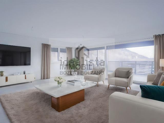 Appartamento in vendita di 127 m² in Via Zona Artigianale Kalditsch 14, 1