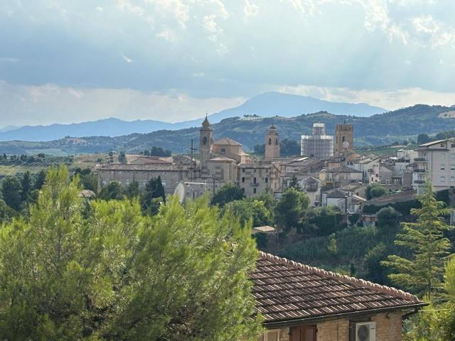Appartamento in vendita di 127 m² in Viale della Repubblica, 27