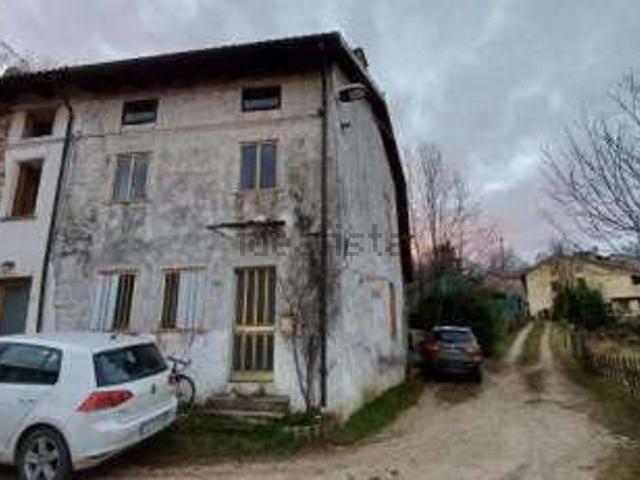 Appartamento in vendita di 127 m² in Località Bernardi, 4