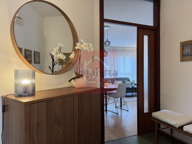 Appartamento in vendita di 127 m² in Piazza Indipendenza, 17