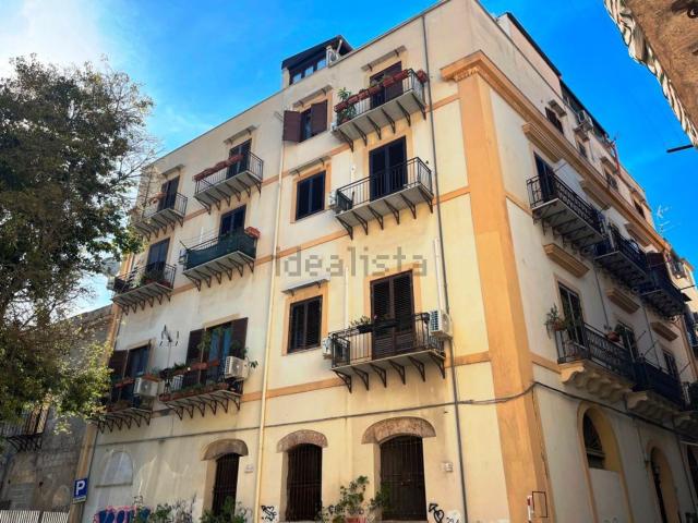 Appartamento in vendita di 127 m² in Piazza Vittorio Strazzeri