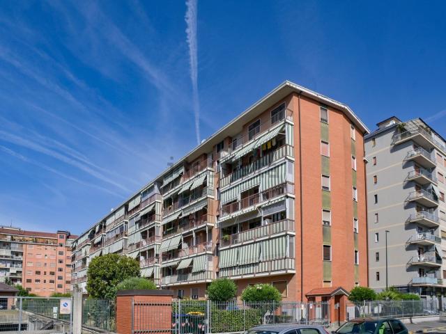 Appartamento in vendita di 127 m² in Strada di Lanzo, 175