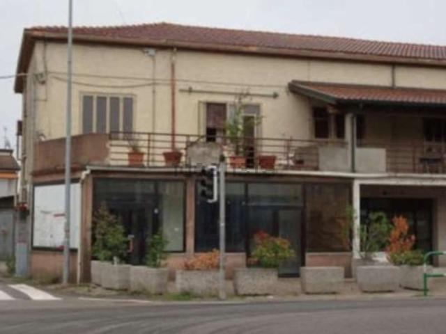 Appartamento in vendita di 128 m² in Via Cannoni