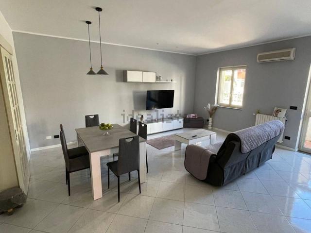 Appartamento in vendita di 128 m² in Via Cupoletti