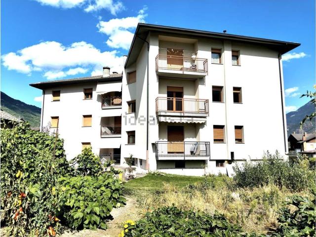 Appartamento in vendita di 128 m² in Via Aosta