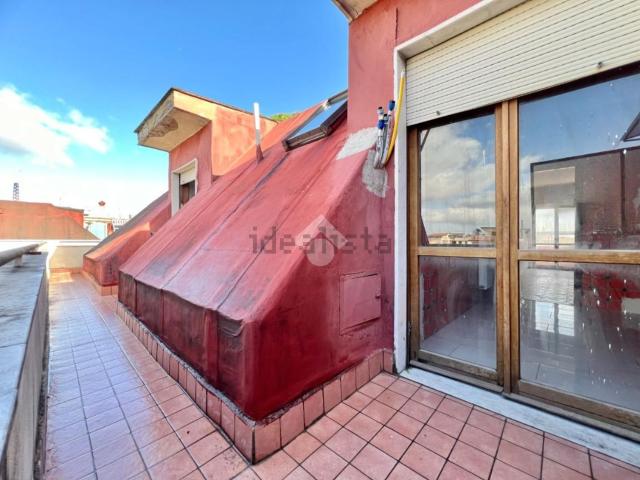 Appartamento in vendita di 128 m² in Via Arturo Labriola, 2