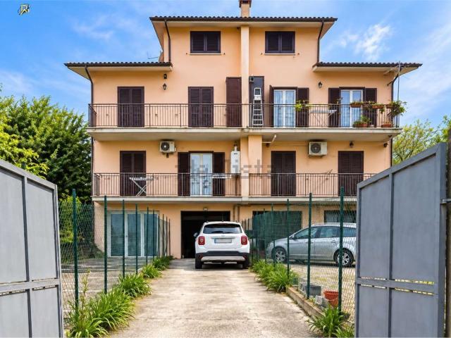 Appartamento in vendita di 128 m² in Via Archipiglione, 37