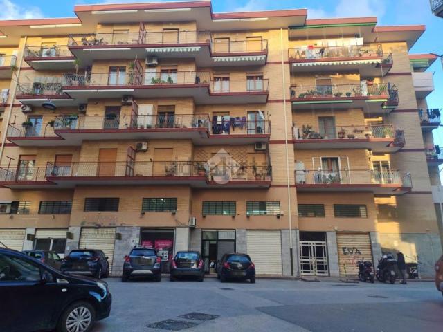 Appartamento in vendita di 128 m² in Via Belisario Corenzio, 8