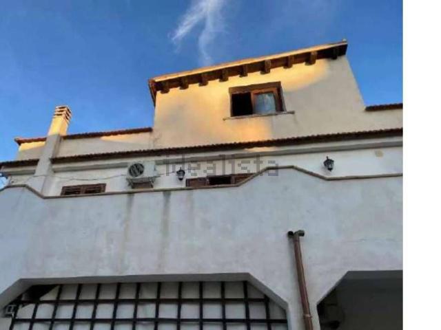 Appartamento in vendita di 128 m² in Via Brancati, 77