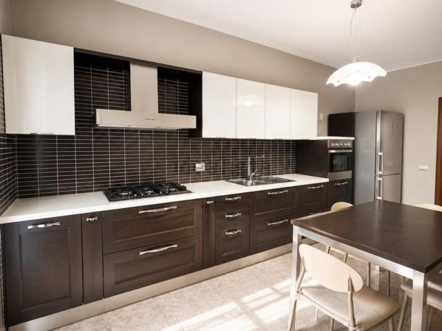 Appartamento in vendita di 128 m² in Via G. Marconi