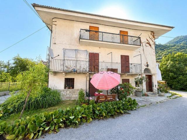 Appartamento in vendita di 128 m² in Via Gallini, 6