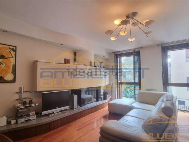 Appartamento in vendita di 128 m² in Via Giuseppe Garibaldi