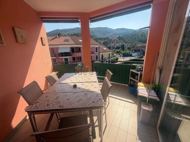 Appartamento in vendita di 128 m² in Via Giovanni Molineri, 37